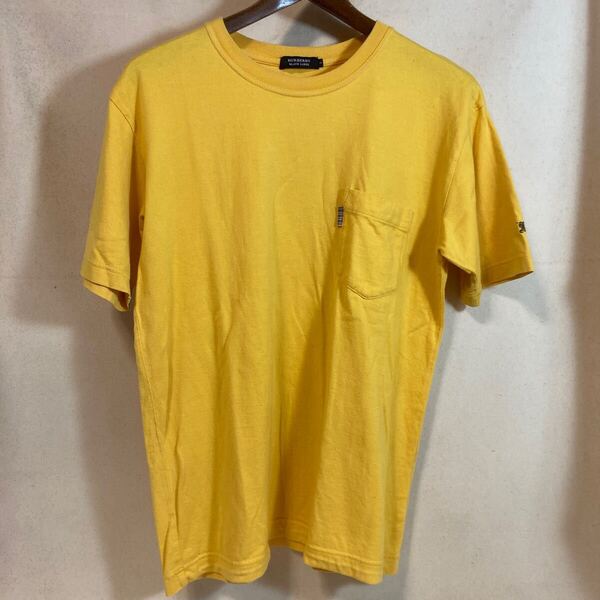 即決 送料無料 バーバリー 春夏物 半袖Tシャツ 胸ポケット付き サイズ3(L相当) イエロー ブラックレーベル 三陽商会取り扱い正規品 メンズ