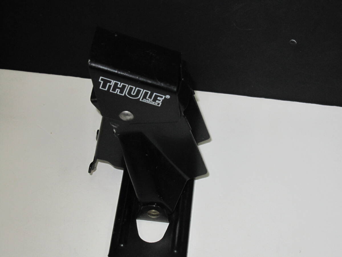 ★★ＴＨＵＬＥ スーリー 950 ルーフオン用取付アームステー【1個】アームのみ