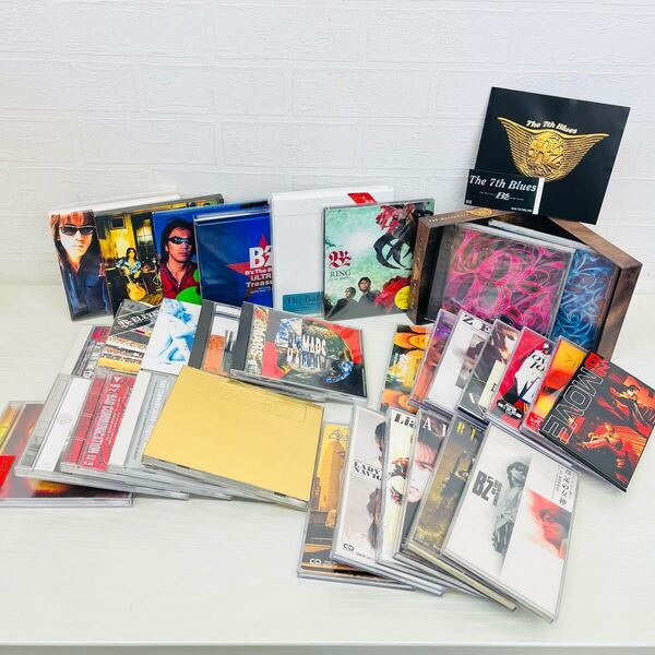 ★おまとめ品★ B'z ビーズ CD アルバム 17点 シングル 13まとめ売り まとめて 大量 B'z The Best ULTRA Treasure 裸足の女神 他 多数 AT
