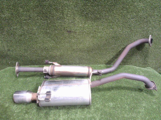 日産(純正) K13改 マーチ NISMO S用 純正マフラー のパーツ
