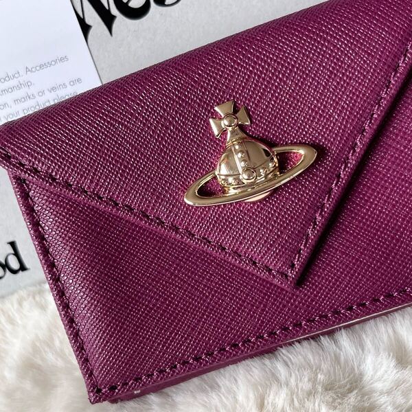 新品◇ヴィヴィアン 三つ折りミニ財布 Vivienne Westwood サフィアーノ ヴィヴィアンウエストウッド パープル ショルダー付き