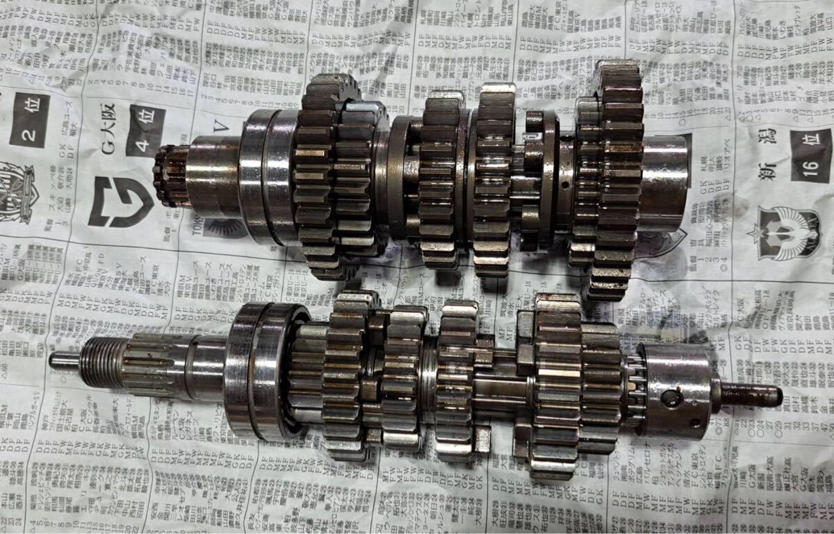 硬質クロム肉盛り研磨】Z400FX クランクシャフトのリヤオイル