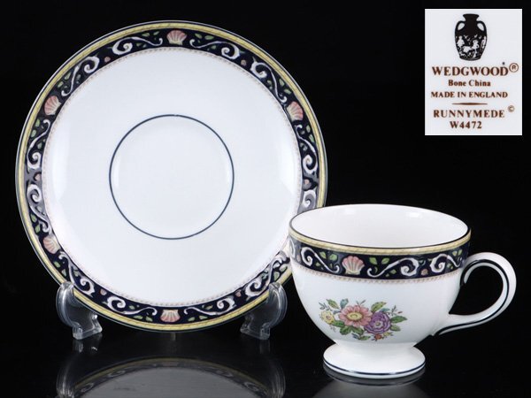 ウェッジウッド　ラニーミード黒壺　ディナー皿セット✖️2 ウェッジウッド ラニーミード黒壺 ディナー皿セット✖️2