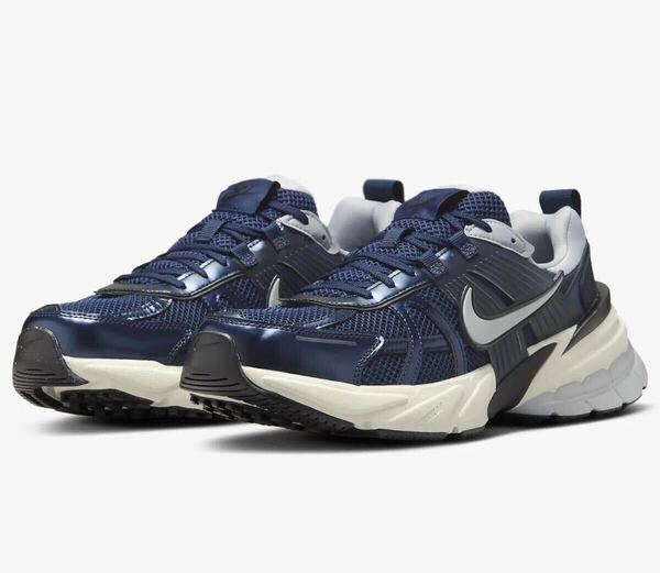 新品 送料込 NIKE V2K RUN 27.5cm/US9.5 紺(オブシディアン) ナイキ V2K ラン 軽量