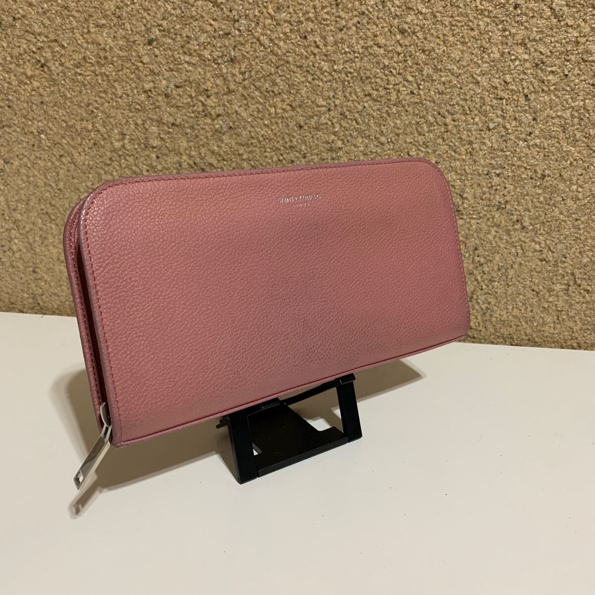 【極美品】サンローラン 長財布 二つ折り 財布 ウォレット ピンク YSL 12月26日は最強開運日】そんな日こそサンローランの大人可愛い