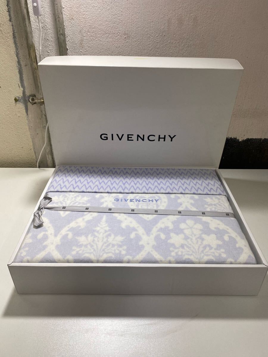 Yahoo!オークション -「givenchy ジバンシー」(毛布) (寝具)の Yahoo!オークション -「givenchy ジバンシー」(毛布) (寝具)の