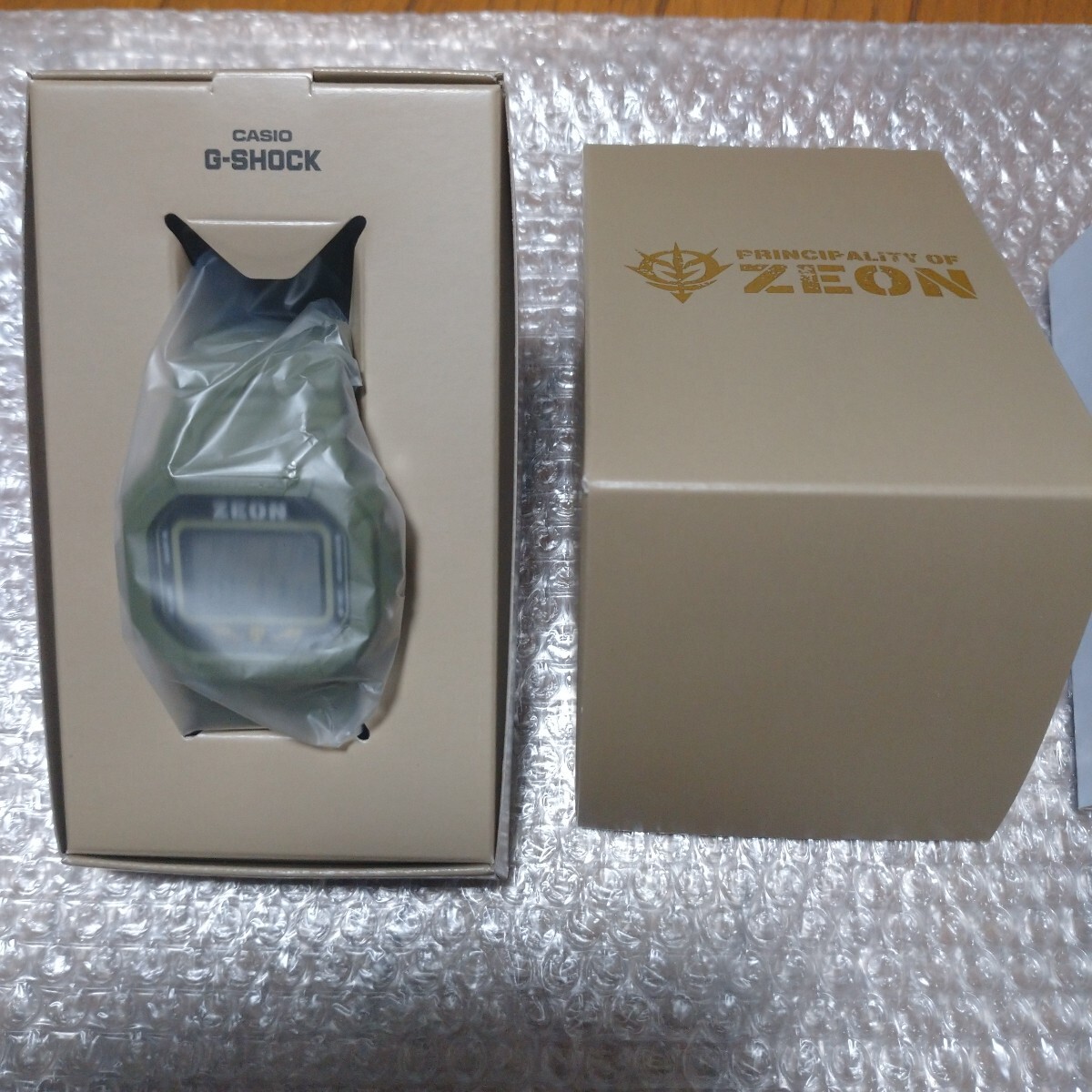 Yahoo!オークション -「g-shock ガンダム」(コラボレーション Yahoo!オークション -「g-shock ガンダム」(コラボレーション