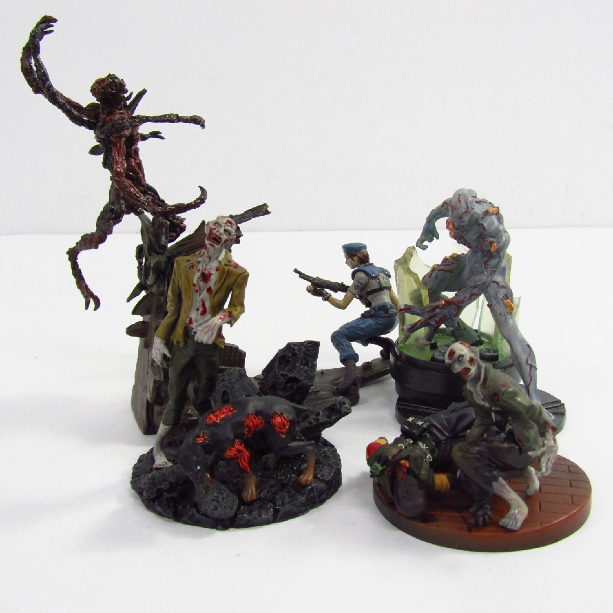 Yahoo!オークション -「バイオハザードフィギュアコレクション Yahoo!オークション -「バイオハザードフィギュアコレクション