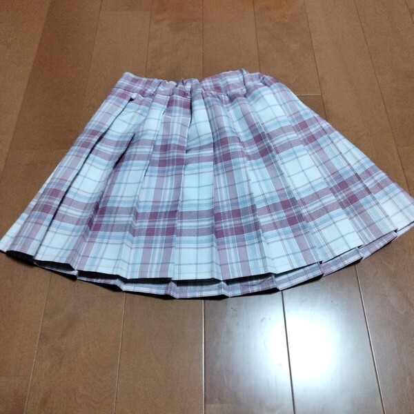 女児プリーツスカート