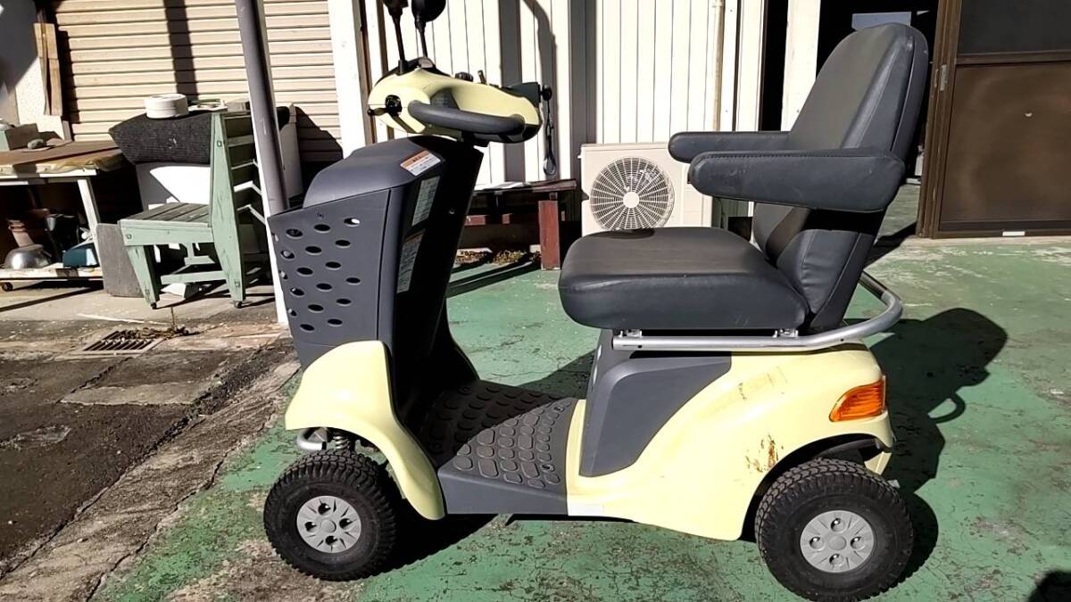 Yahoo!オークション -「スズキセニアカーet4d」(電動車) (車椅子 Yahoo!オークション -「スズキセニアカーet4d」(電動車) (車椅子