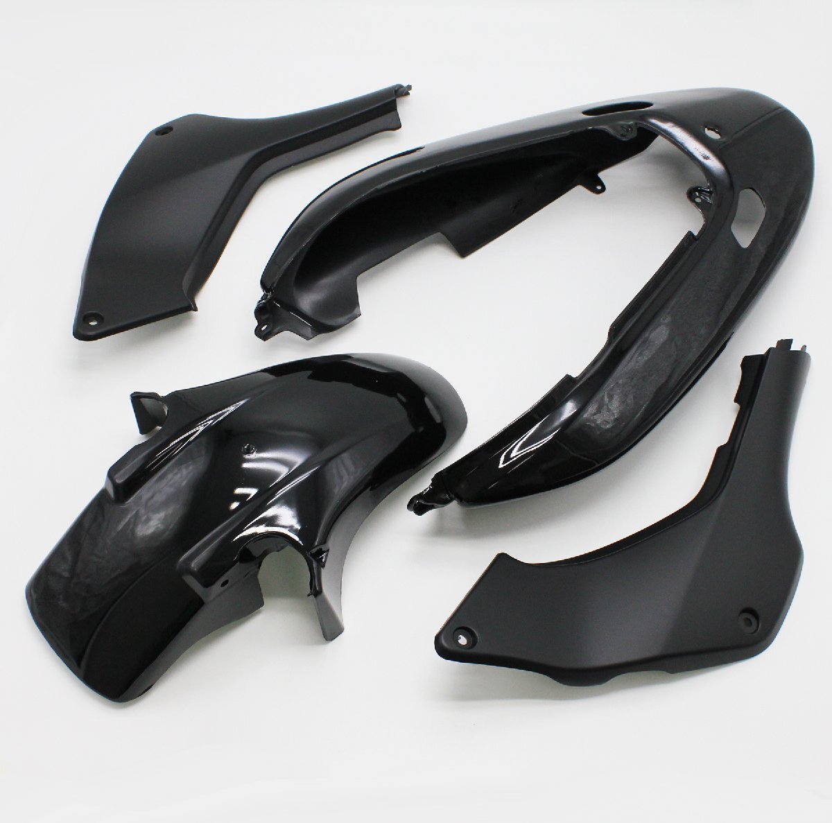 ホーネット250 フロントフェンダー　リアカウルセット bds_183.jpg