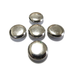 約11mm 30個入り ボタン シルバー色 プレ-ン 裏穴トンネル ABS プラスチック系 メタリック ボタン 手芸 シャツ ブラウス ms055