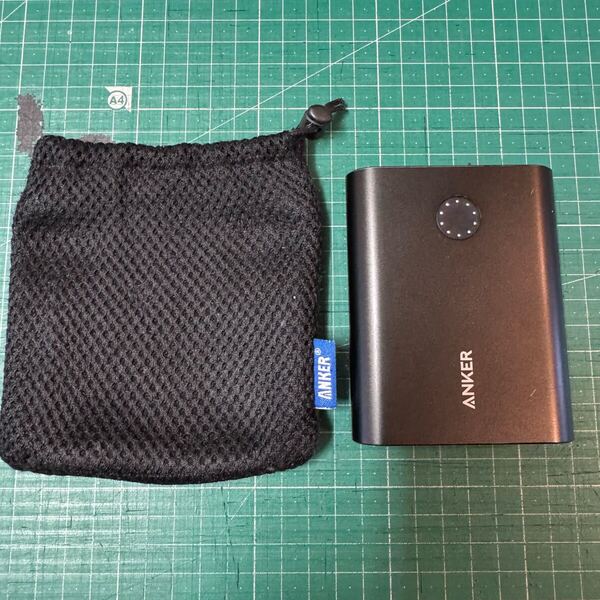 Anker PowerCore +13400 モバイルバッテリー