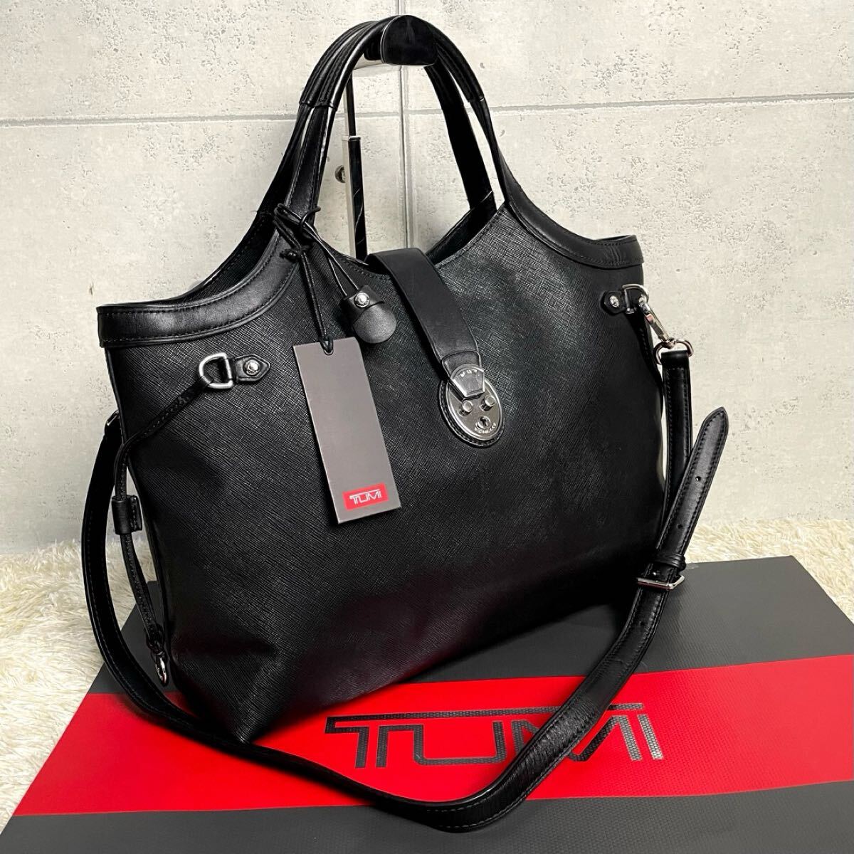 Yahoo!オークション -「tumi villa」(かばん、バッグ) (トゥミ Yahoo!オークション -「tumi villa」(かばん、バッグ) (トゥミ
