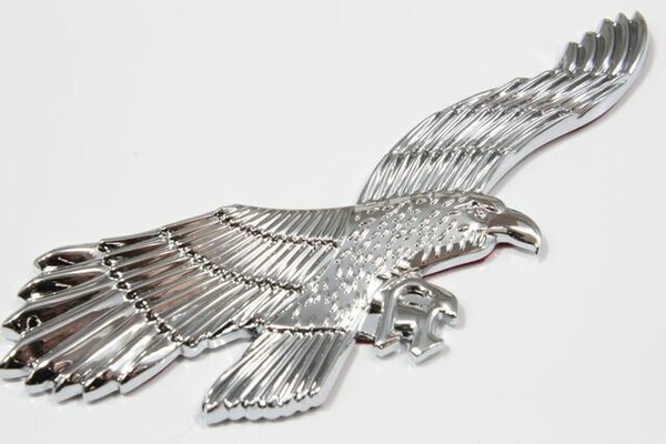 ワンポイント鷹 イーグルエンブレムフロントリアフェンダー カー用品 外装パーツ カーアクセサリー 車バイク エンブレム ステッカー