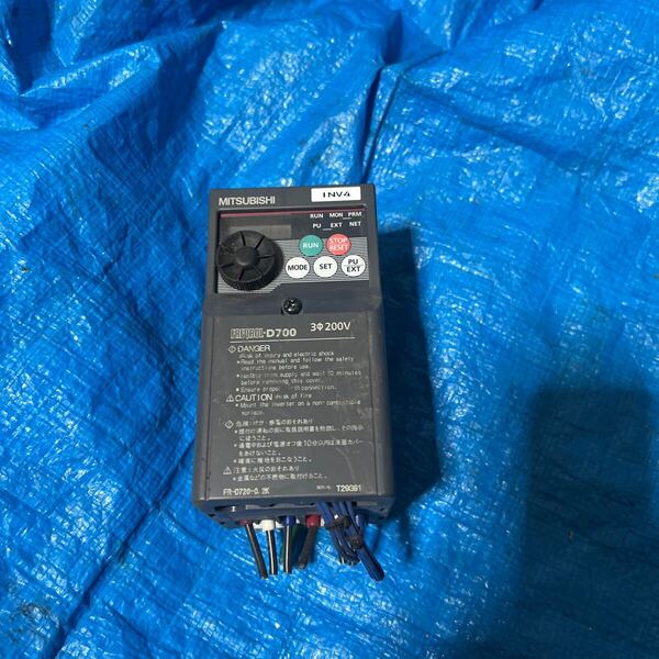 三菱電機 インバーター FR-D720-0.2K (2