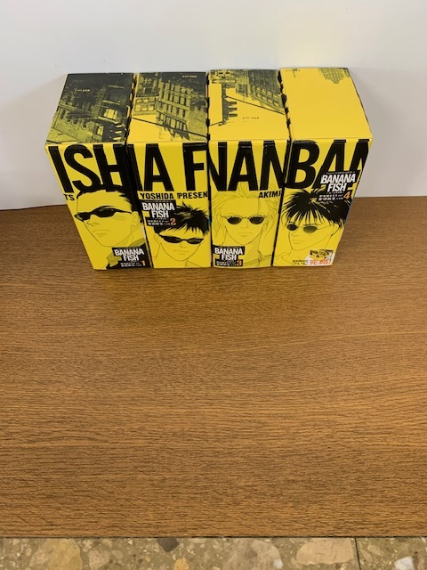 Amazon.co.jp: BANANA FISH ポストカードブック vol.1 vol.2