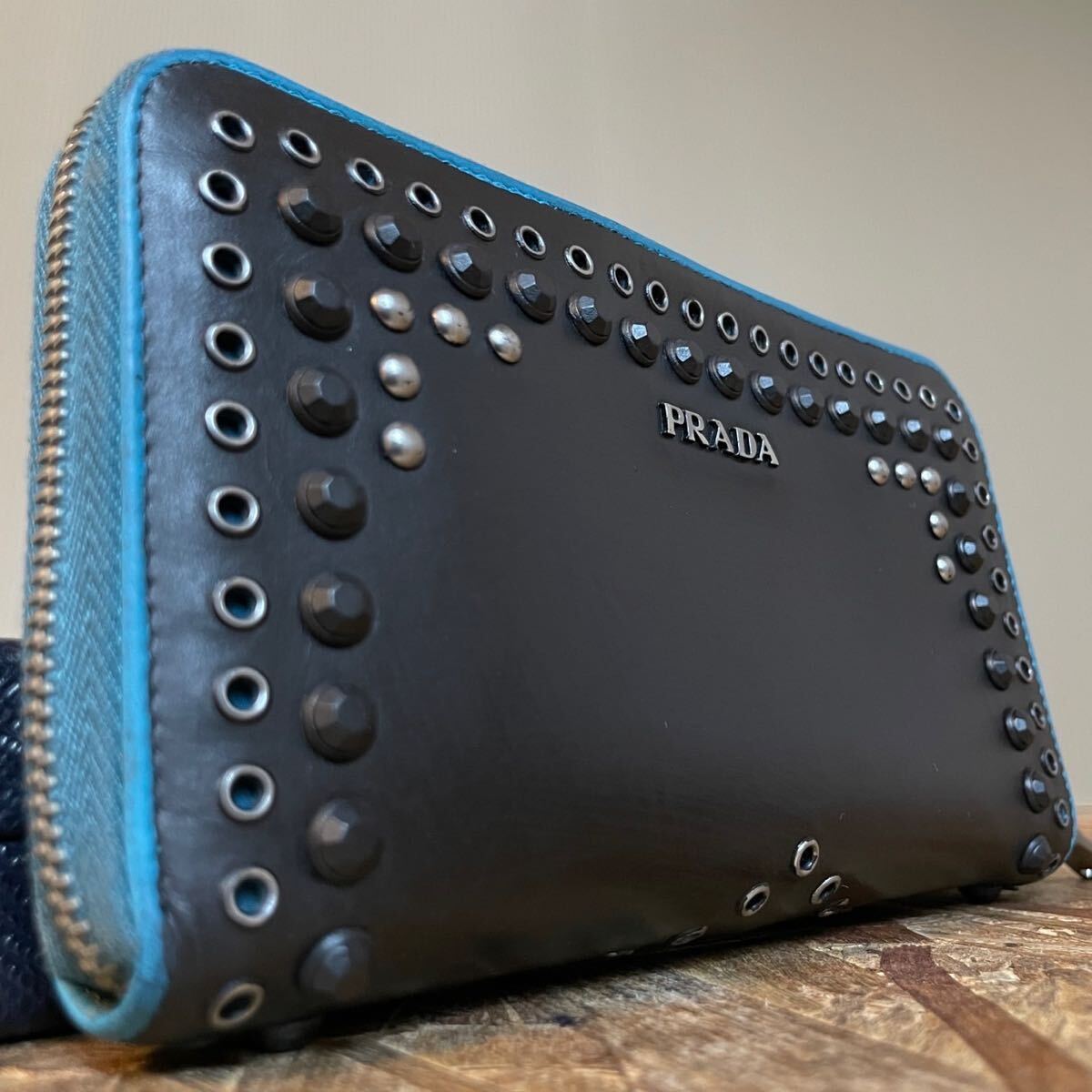 Yahoo!オークション -「prada スタッズ 財布」(プラダ) (ふ)の Yahoo!オークション -「prada スタッズ 財布」(プラダ) (ふ)の