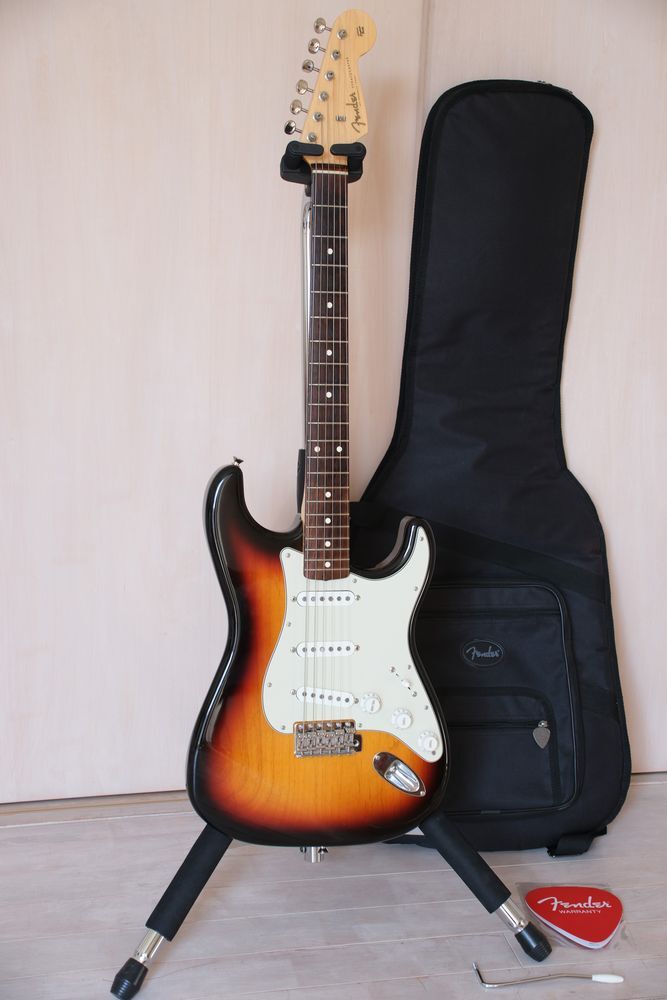 Yahoo!オークション -「fender japan 75」(ストラトキャスター Yahoo!オークション -「fender japan 75」(ストラトキャスター