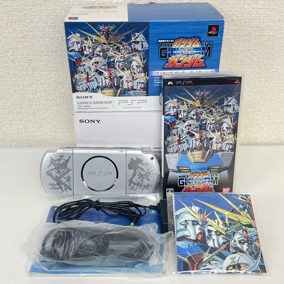 Yahoo!オークション -「pspガンダムvsガンダム」(PSP3000 Yahoo!オークション -「pspガンダムvsガンダム」(PSP3000