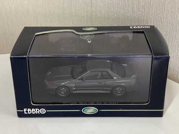 送料無料 エブロ EBBRO 1/43 日産 スカイライン SKYLINE スカイラインGT-R R32 ガングレー BNR32 ミニカー