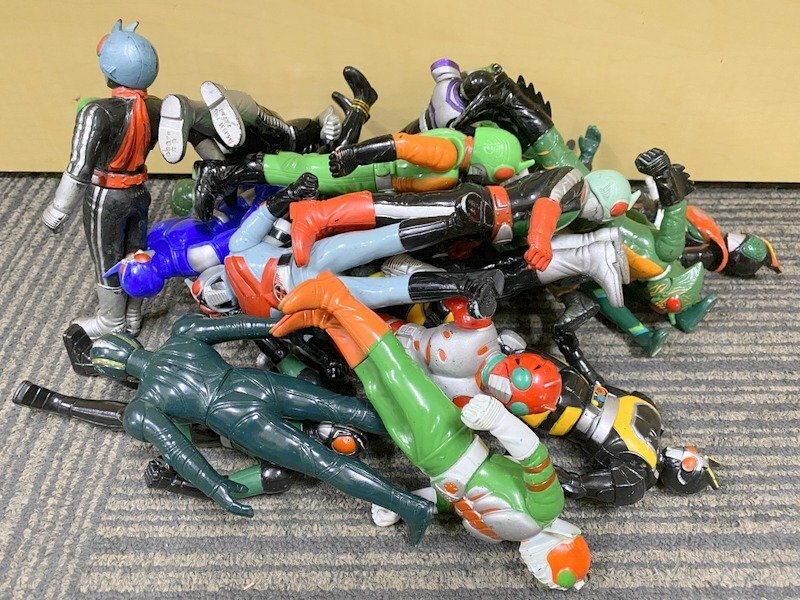 Yahoo!オークション -「スカイライダー ソフビ」の落札相場 Yahoo!オークション -「スカイライダー ソフビ」の落札相場