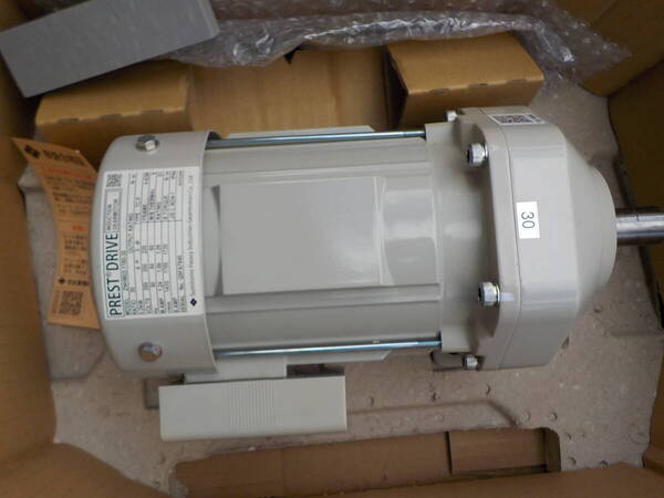 プレストNEOギアモーター ZNHM02‐1180‐30 住友重機械 新品未使用