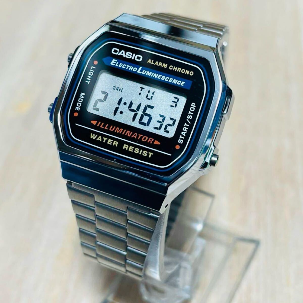 CASIO - カシオ デジタル腕時計 国内未発売 レトロモデザイン