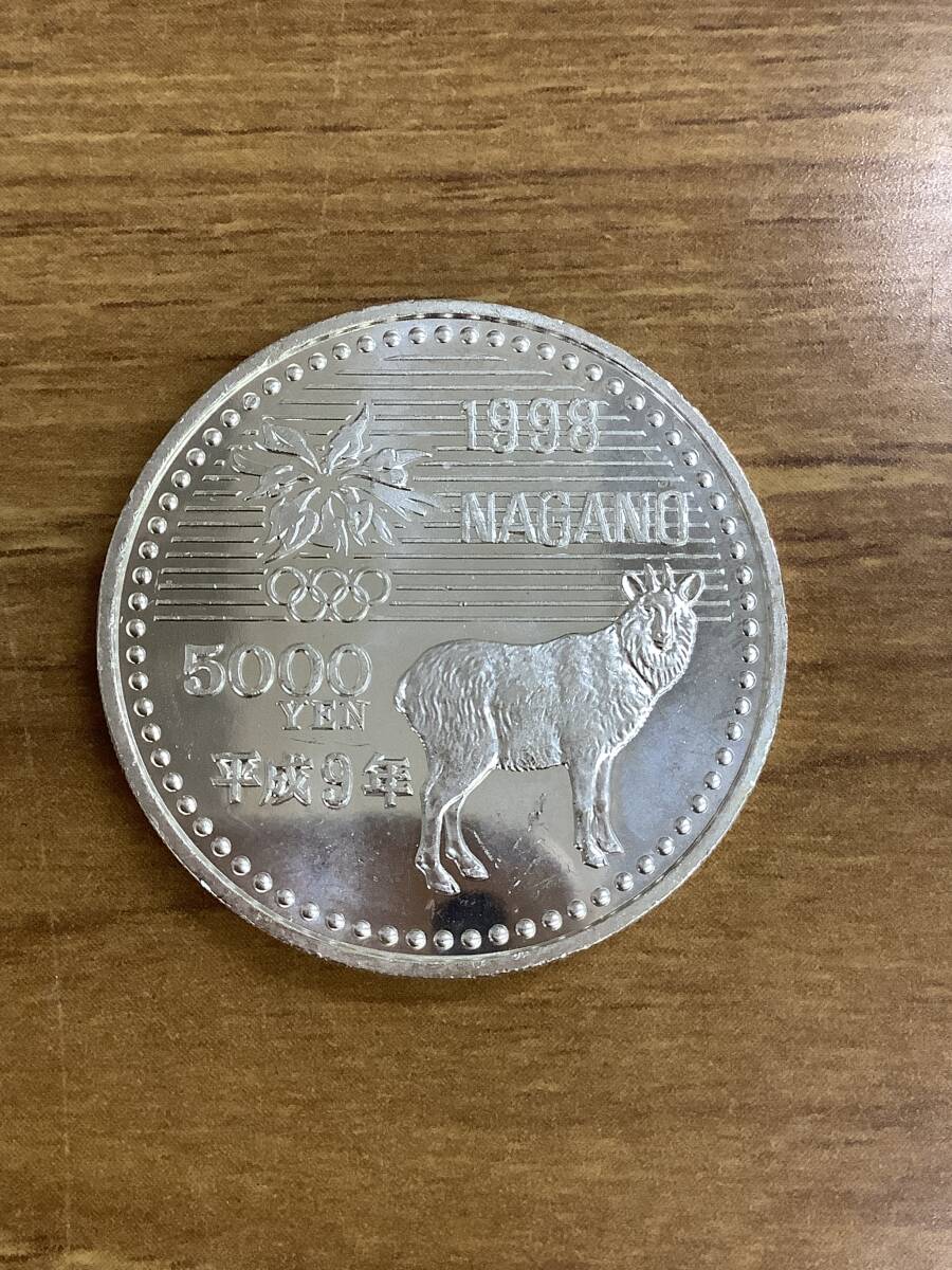 送料無料 1964年 昭和39年 東京オリンピック 1000円銀貨 5枚 お