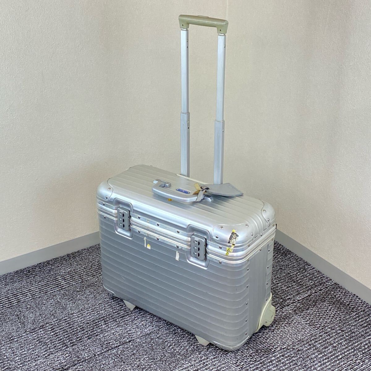 Yahoo!オークション -「rimowa pilot」(リモワ) (スーツケース Yahoo!オークション -「rimowa pilot」(リモワ) (スーツケース