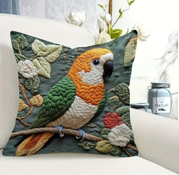 クッションカバー インコJ シロハラインコ 45cm 鳥の雑貨 HANAKO