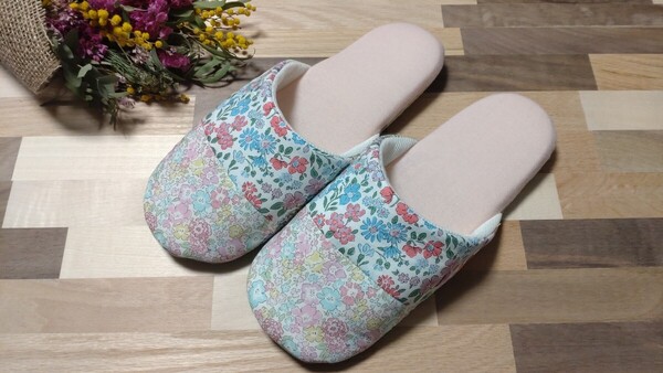 ハンドメイド☆パッチワークスリッパ☆4 ピンク系 室内履き リバティ