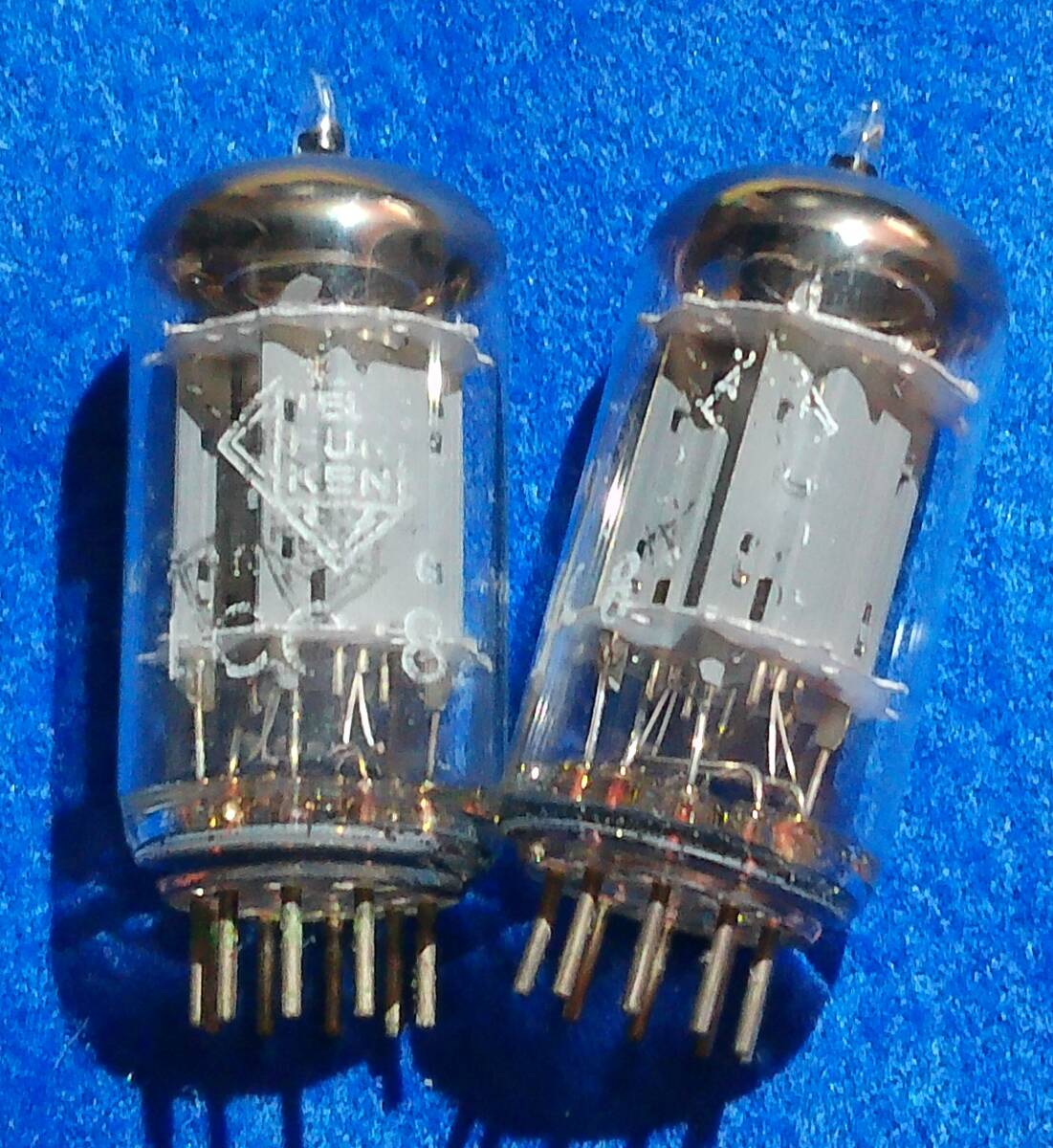 Yahoo!オークション -「telefunken ecc82」の落札相場・落札価格 Yahoo!オークション -「telefunken ecc82」の落札相場・落札価格
