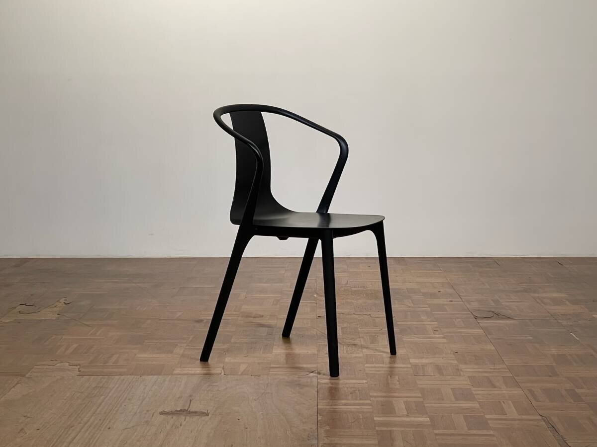 vitra シェルチェアの値段と価格推移は?|6件の売買データから vitra シェルチェアの値段と価格推移は?|6件の売買データから