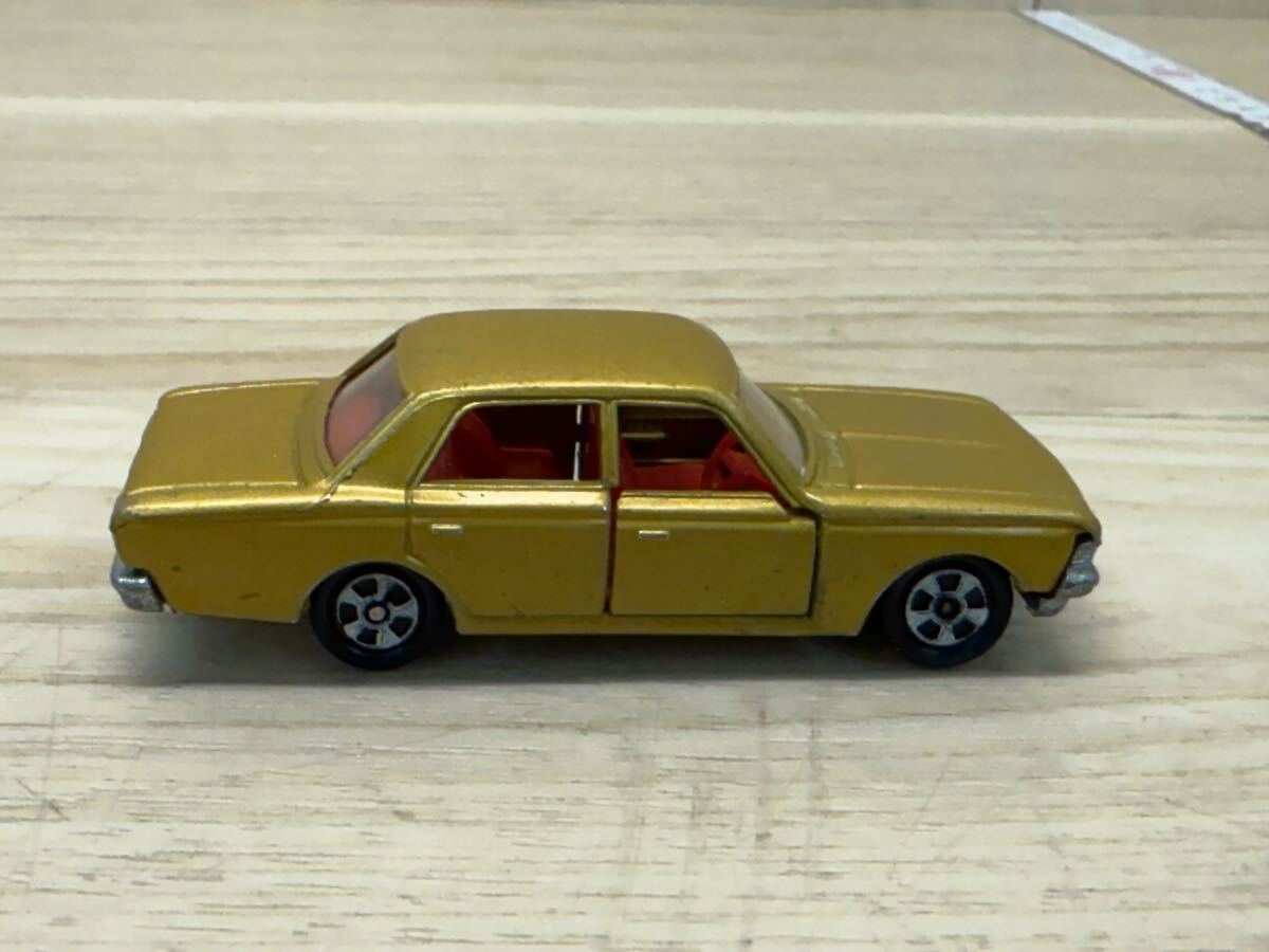 トミカ No.3(4) トヨタ クラウン パトカー 日本製 ヴィンテージ