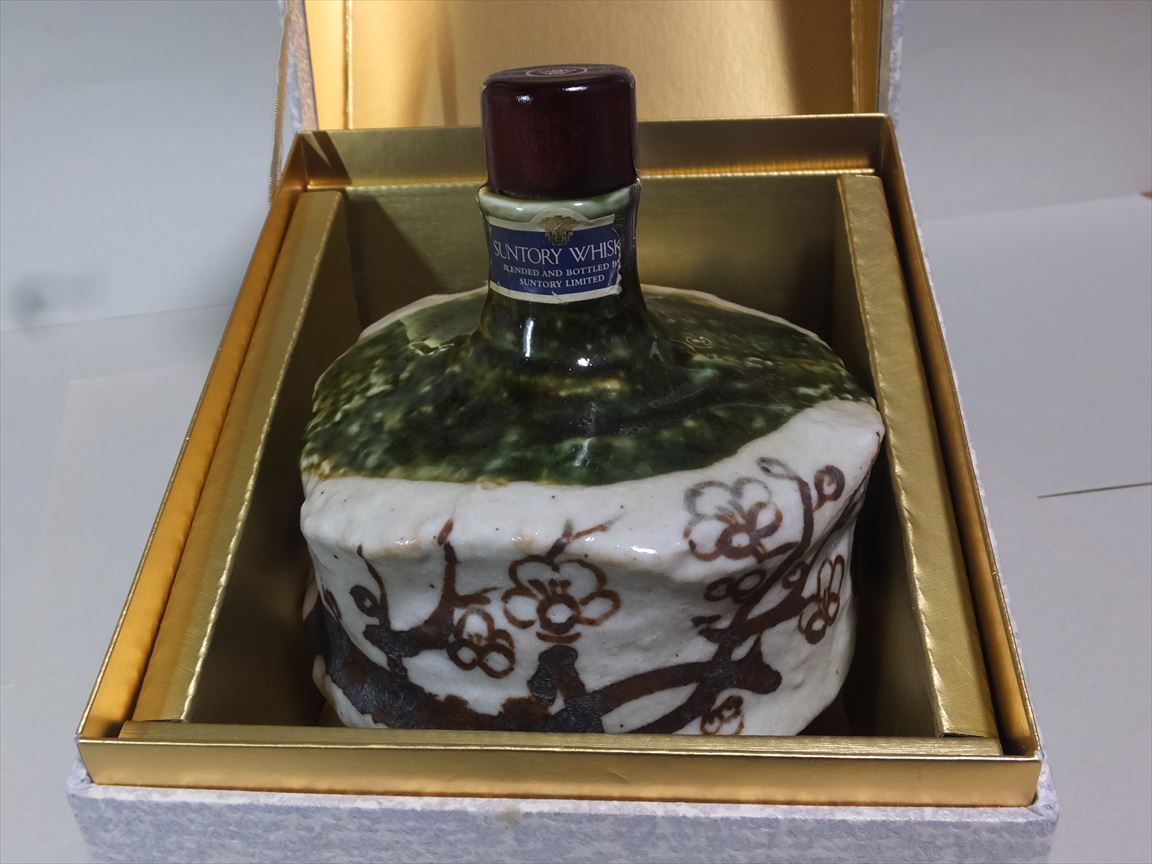 Yahoo!オークション -「織部 沓茶碗」の落札相場・落札価格 Yahoo!オークション -「織部 沓茶碗」の落札相場・落札価格