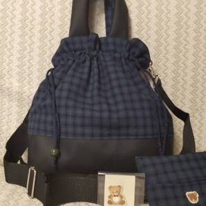 緑チェックと合皮の、巾着兼、ショルダーバッグ、トートバッグとして、