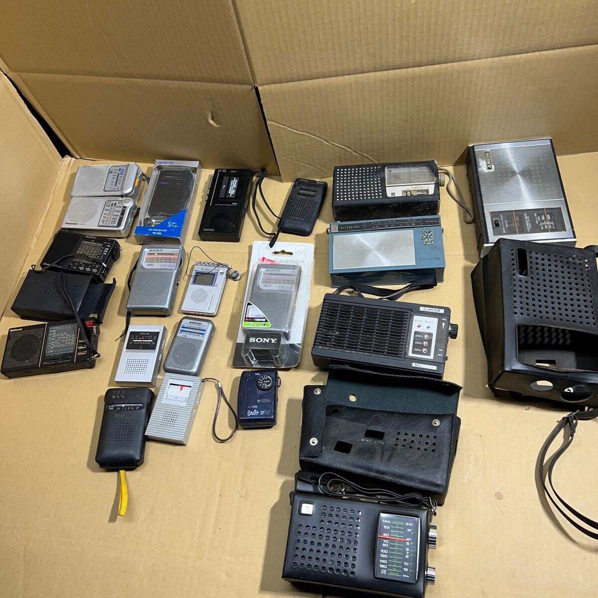 昭和レトロ ナショナル National RF-009 ポータブルラジオ