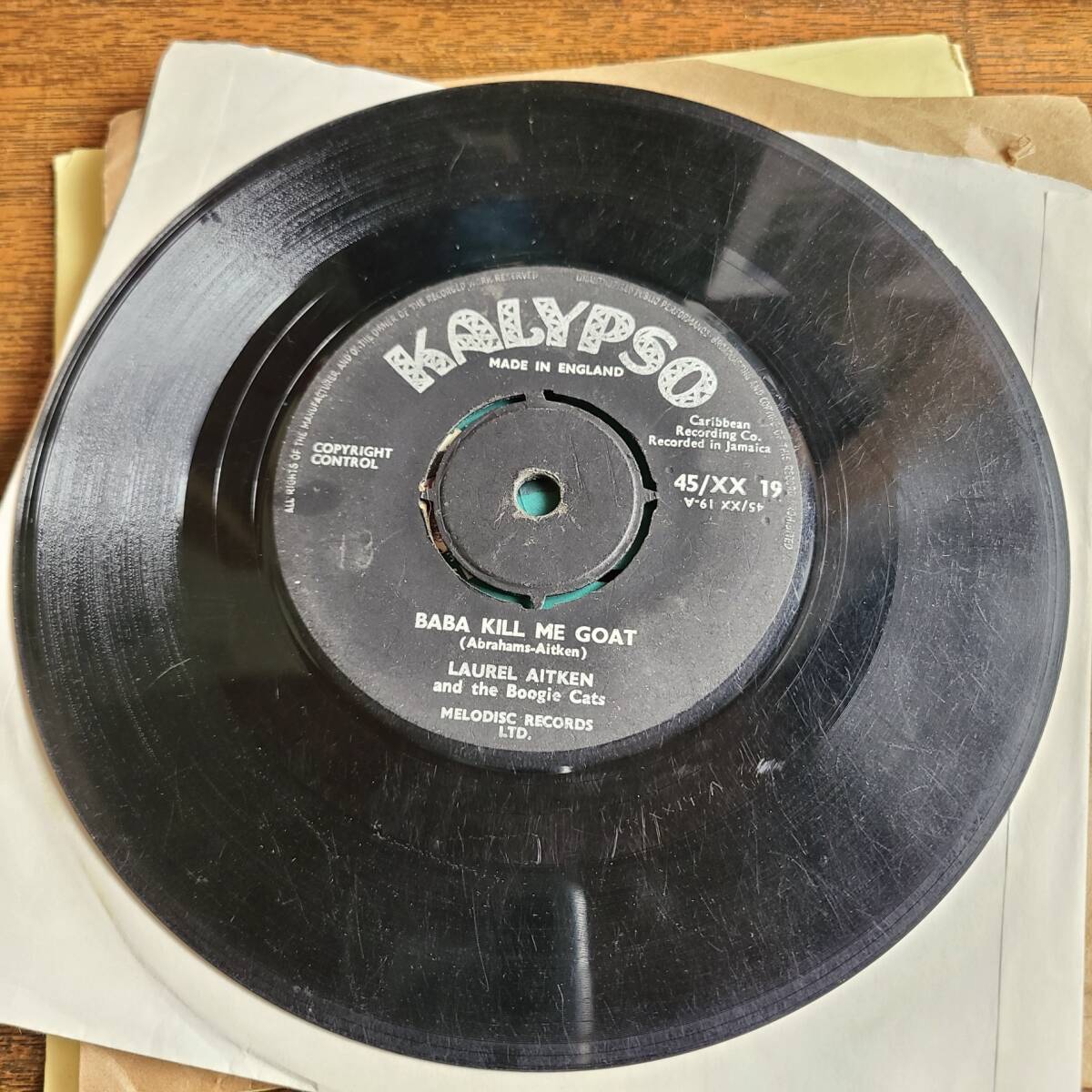 未使用 Laurel Aitken / レコード, LP Yahoo!オークション -「laurel」(レコード) の落札相場・落札価格