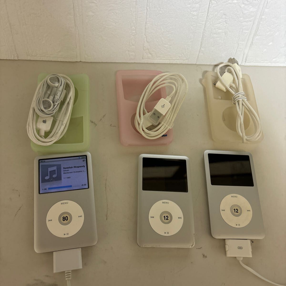 アップル Apple iPod classic 120GB アイポッド