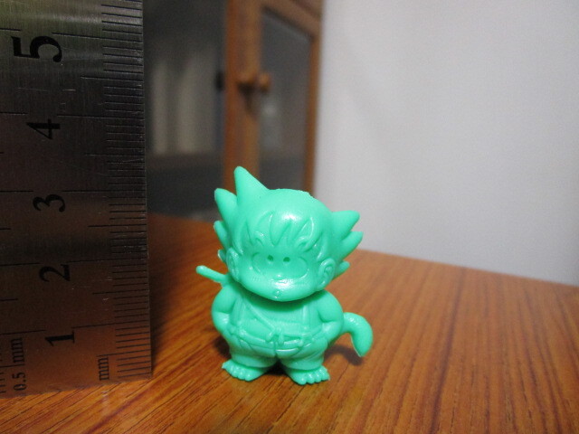 ドラゴンボール　消しゴム　孫悟空　如意棒　緑色 ドラゴンボール 消しゴム 孫悟空 如意棒 緑色