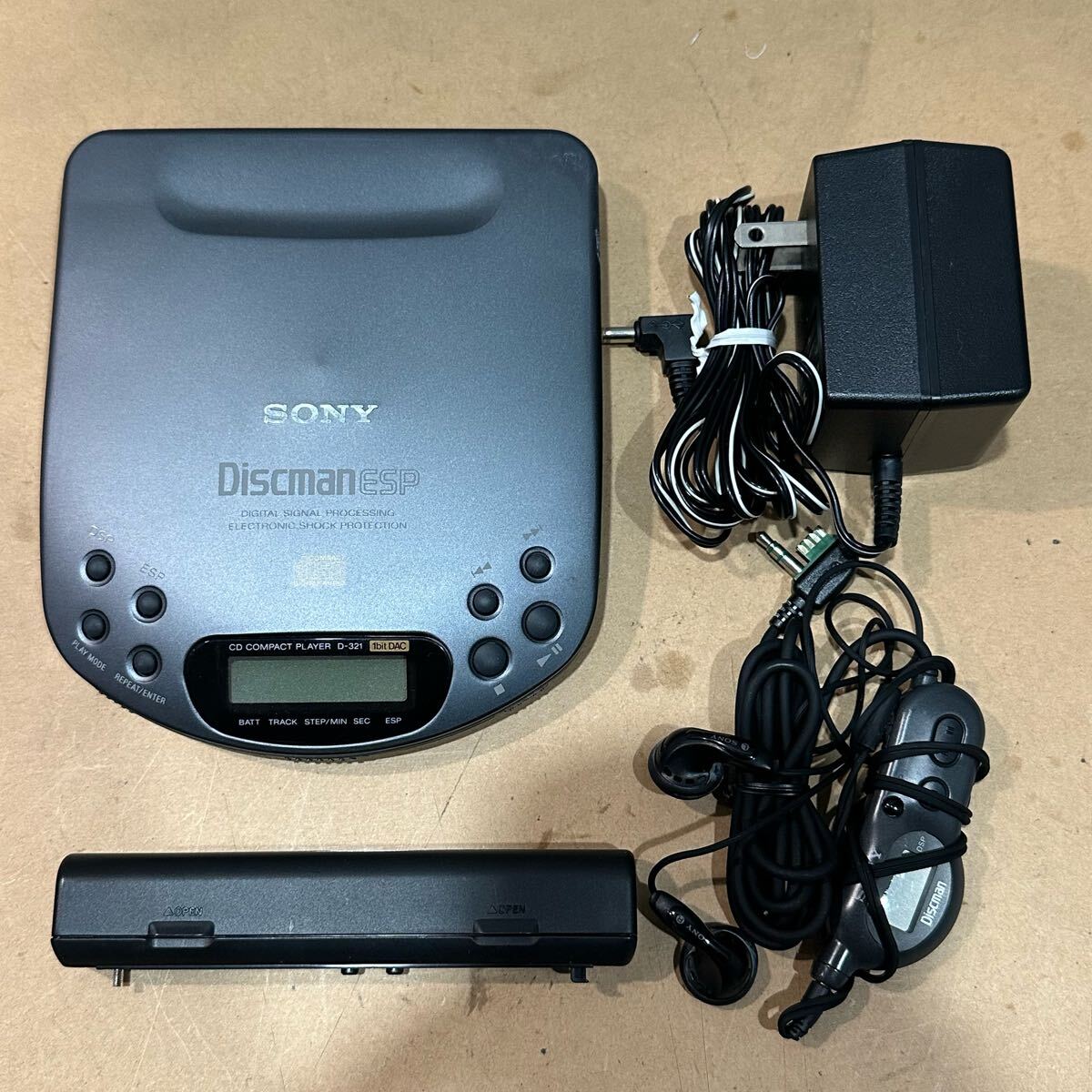 Yahoo!オークション -「ソニー discman d-321」(CDプレーヤー