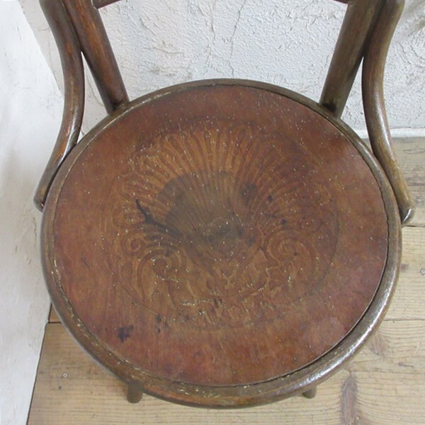 イギリス アンティーク 家具 ベントウッドチェア 椅子 イス 曲げ木 4598e イギリス アンティーク 家具 ベントウッドチェア 椅子 イス 曲げ