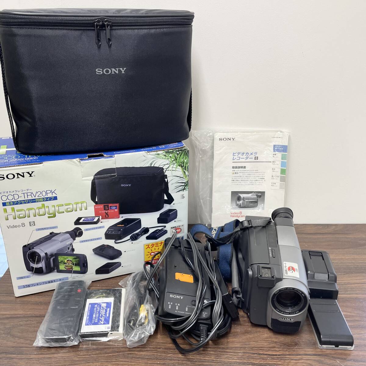 Yahoo!オークション -「レトロsony」(ビデオカメラ) (カメラ Yahoo!オークション -「レトロsony」(ビデオカメラ) (カメラ