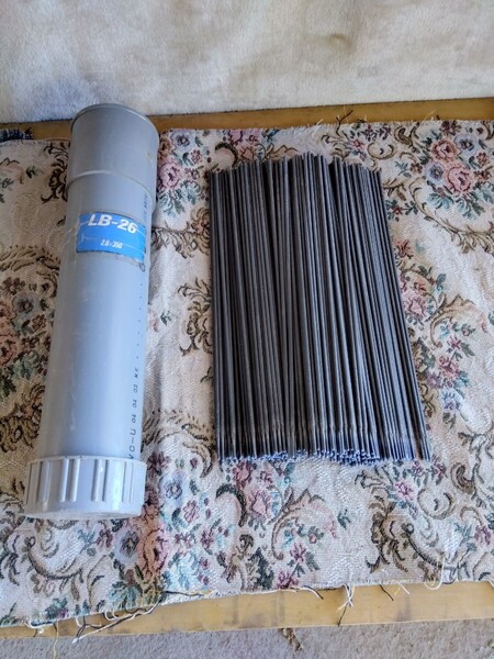 【送料込み】溶接棒 中古品 保管ケース付 使用品(残4.7kg)おてがる配送80サイズ