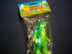 【怪獣郷】 ソフビ シリーズ 再生ドラコ 蓄光