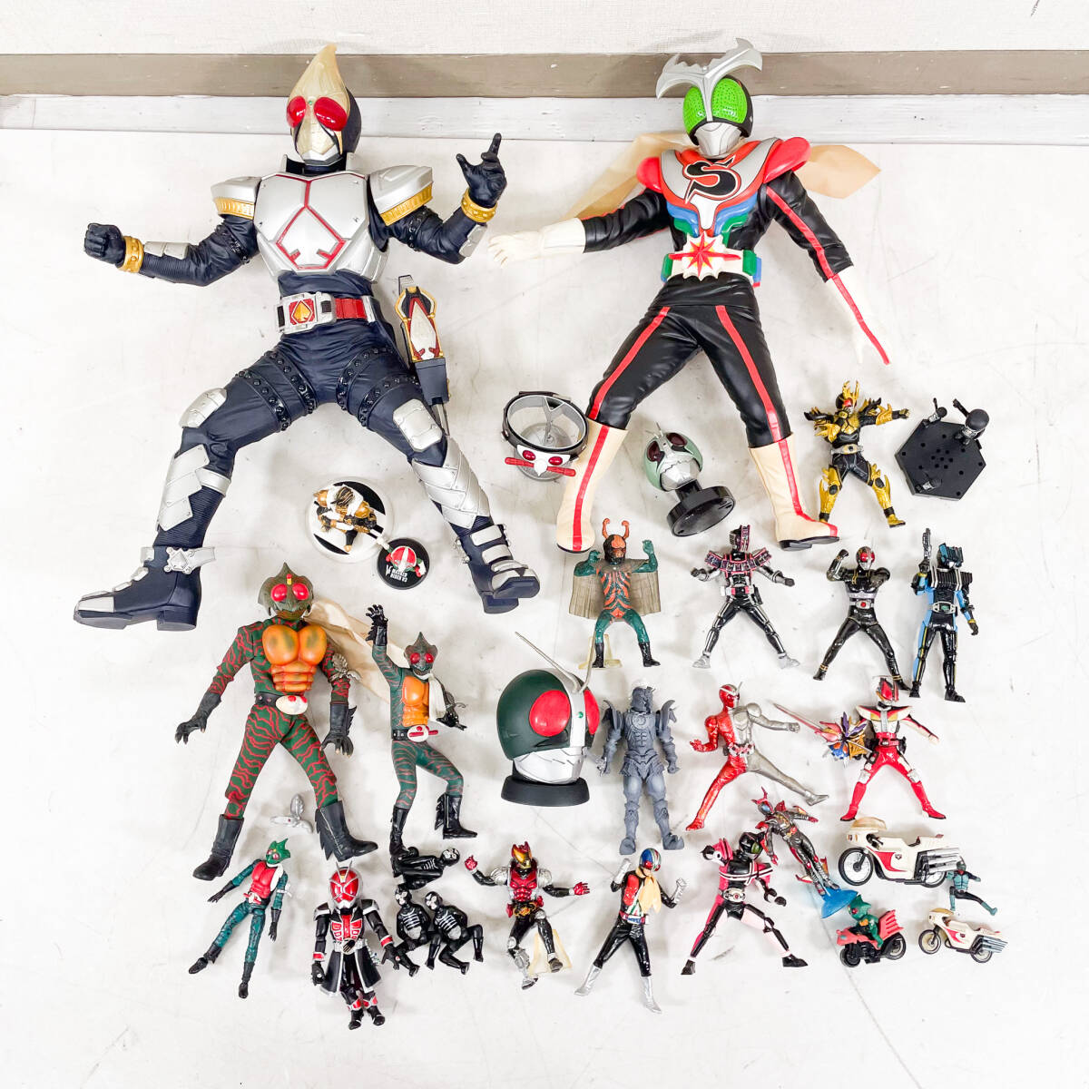 Yahoo!オークション -「仮面ライダーストロンガーソフビ」の落札 Yahoo!オークション -「仮面ライダーストロンガーソフビ」の落札