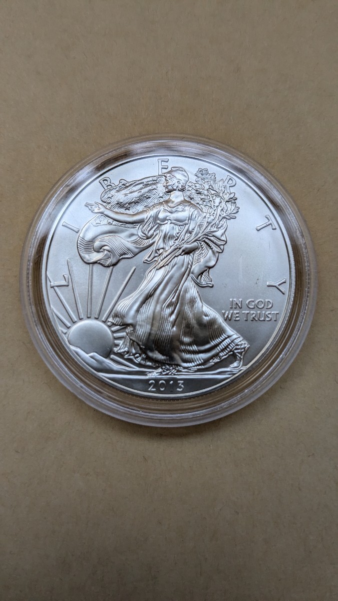 2013年 アメリカ USA イーグル銀貨 1オンス Yahoo!オークション -「イーグル銀貨2013」の落札相場・落札価格