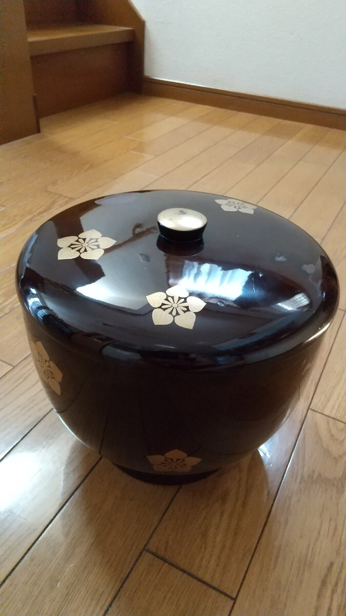 Yahoo!オークション -「葵 紋」(漆芸) (工芸品)の落札相場・落札価格 Yahoo!オークション -「葵 紋」(漆芸) (工芸品)の落札相場・落札価格