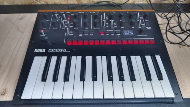 Yahoo!オークション -「korg monologue」の落札相場・落札価格 Yahoo!オークション -「korg monologue」の落札相場・落札価格